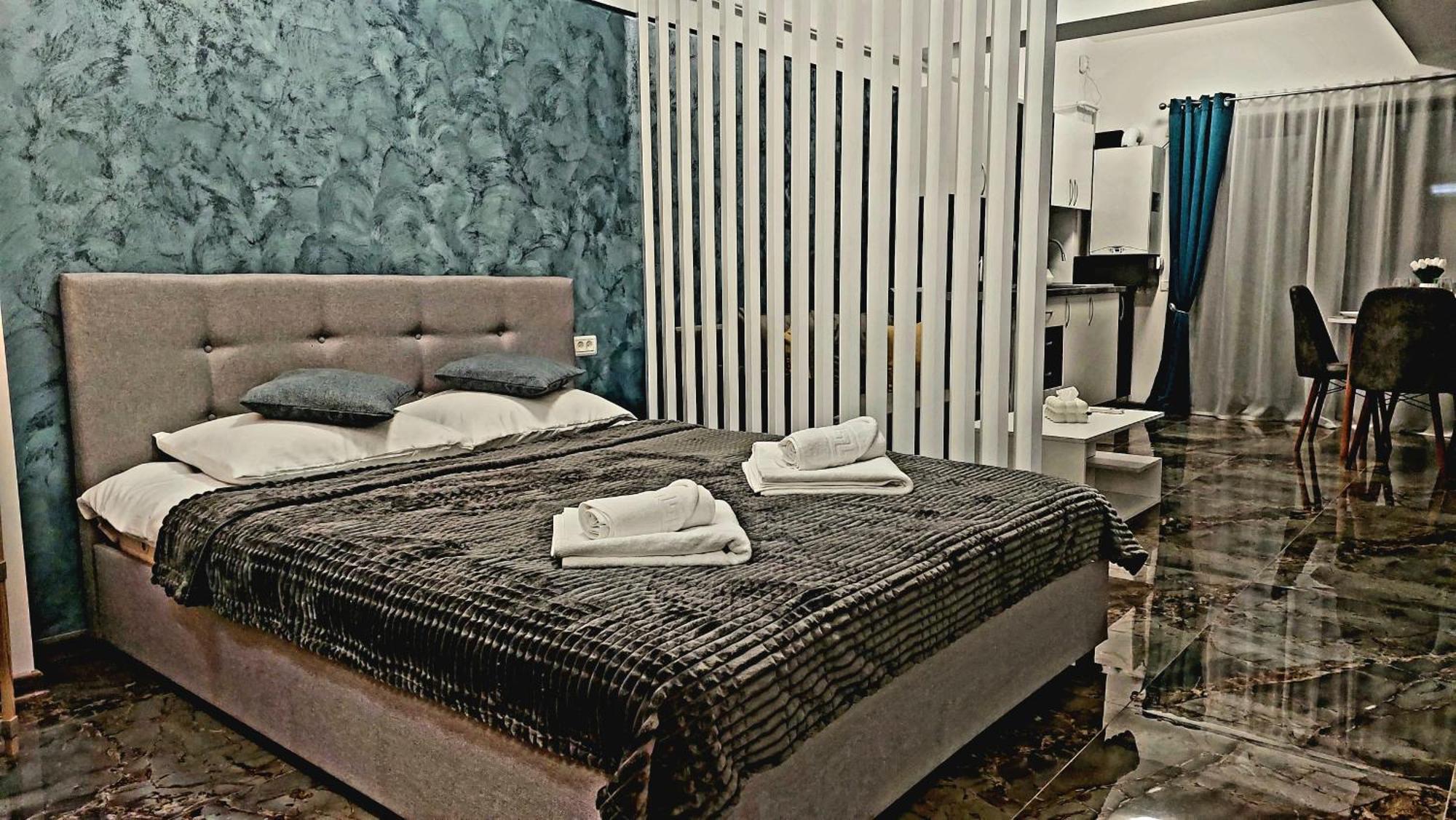 Anelisse Apartments เอโฟริเอนอร์ด ภายนอก รูปภาพ